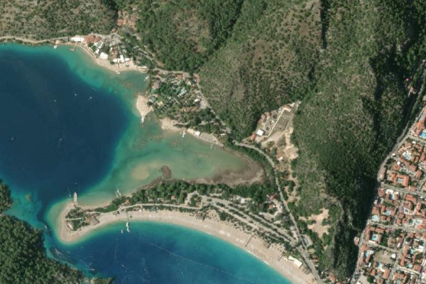 Satellitenbild der Umgebung von Green Pine Beach