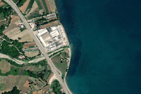 Satellitenbild der Umgebung von Sarmısak Çayı