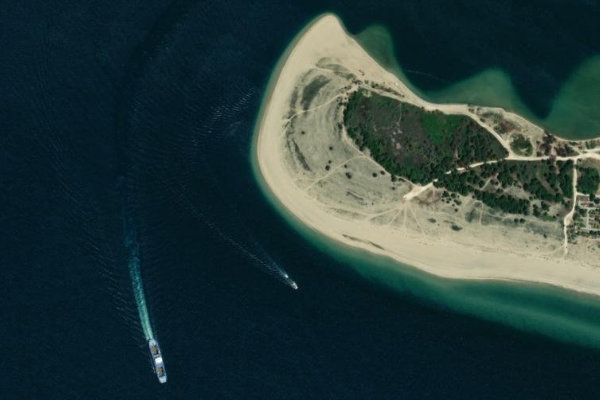 Satellitenbild der Umgebung von Ákra Keramotí