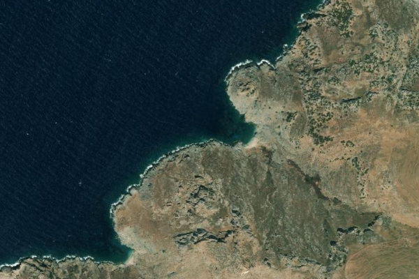 Satellitenbild der Umgebung von Órmos Sklávos