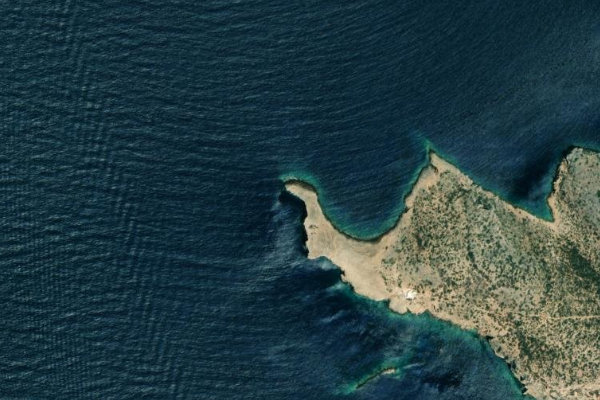 Satellitenbild der Umgebung von Ákra Vrontá