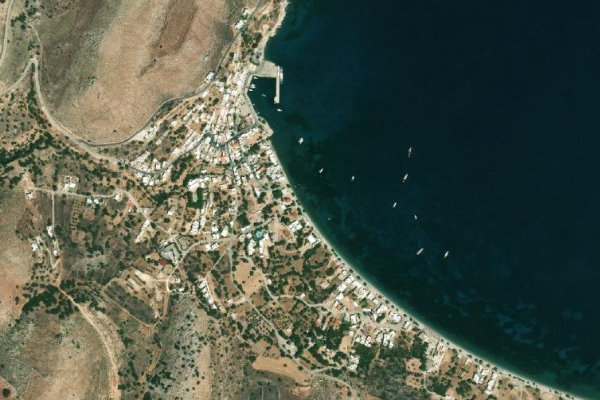 Satellitenbild der Umgebung von Tilos ferry terminal