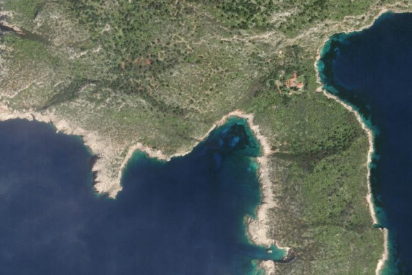 Satellitenbild der Umgebung von Katrougolímano
