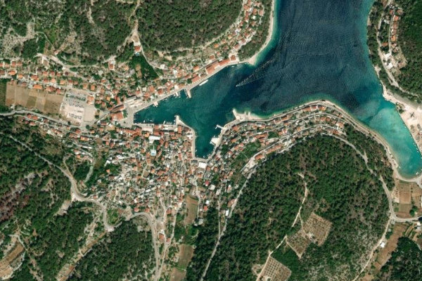 Δορυφορική εικόνα της περιοχής γύρω από Oklade