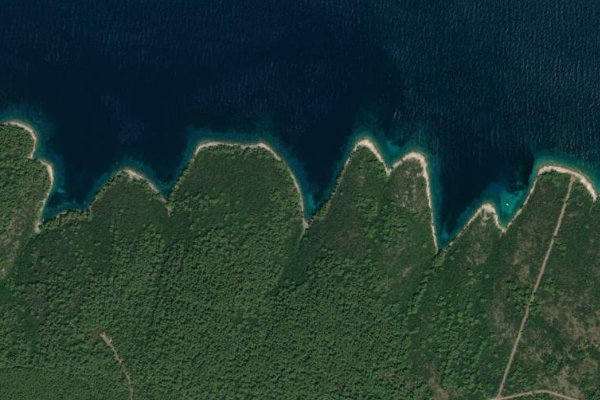 Δορυφορική εικόνα της περιοχής γύρω από Mostir