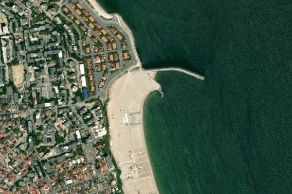 Δορυφορική εικόνα της περιοχής γύρω από Constanta – Delfinariu