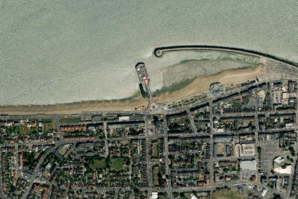 Δορυφορική εικόνα της περιοχής γύρω από Herne Bay Pier