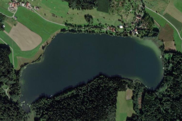 Δορυφορική εικόνα της περιοχής γύρω από Degersee