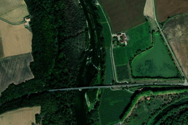 Δορυφορική εικόνα της περιοχής γύρω από La Garonne (Bourret)