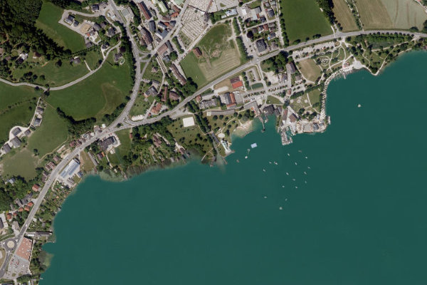 Δορυφορική εικόνα της περιοχής γύρω από Zeller Ach (Mondsee)
