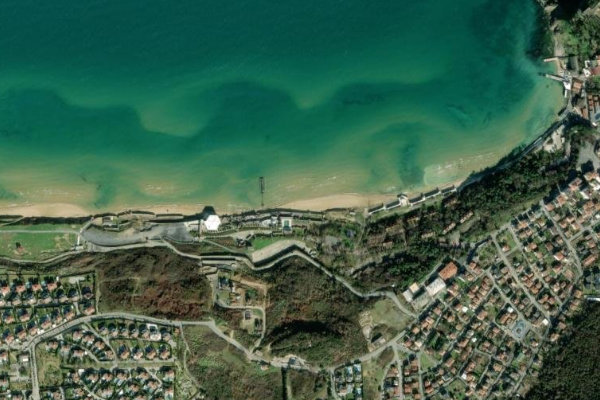 Δορυφορική εικόνα της περιοχής γύρω από Bamboo Beach