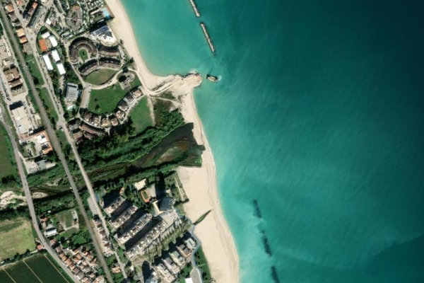 Satellite image of the area around Tenna