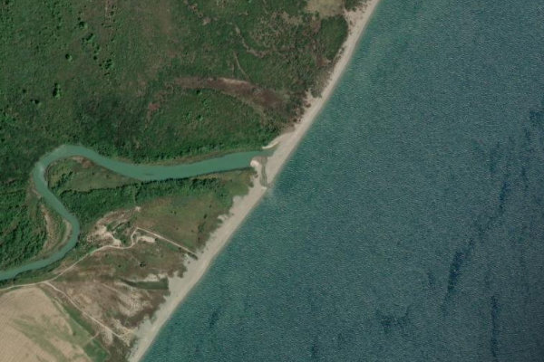 Satellite image of the area around Fiume Sinni