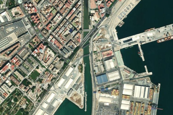Satellite image of the area around Río Guadalmedina