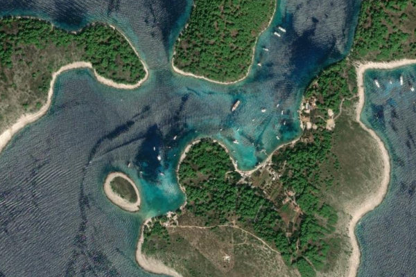 Satellite image of the area around Ždrilca