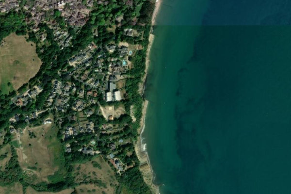 Satellite image of the area around Knock Cliff