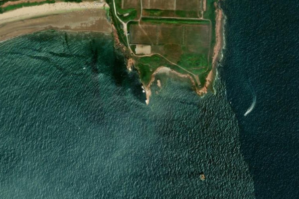Satellite image of the area around Straight Point