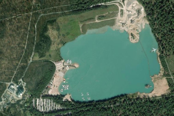 Satellite image of the area around Waldsee Raunheim