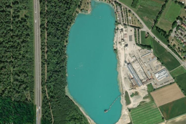 Satellite image of the area around Waldmattensee