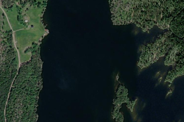Satellite image of the area around Västra Solsjön