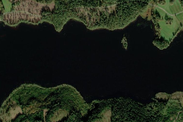 Satellite image of the area around Ekhultasjön