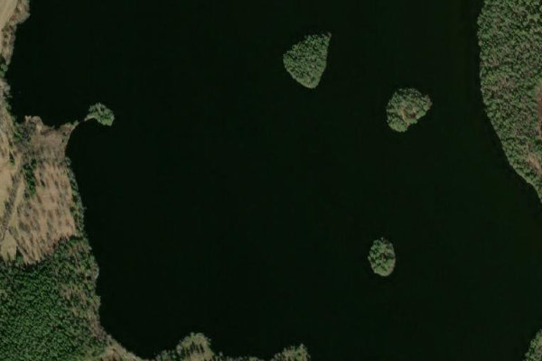 Satellite image of the area around Bräkentorpasjön