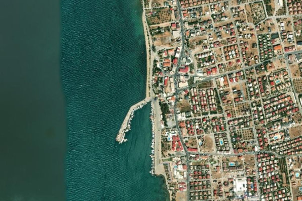 Satellite image of the area around Akbük Koyu Sahili