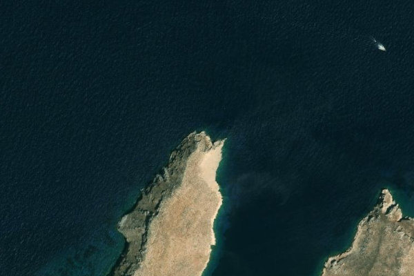 Satellite image of the area around Ákra Kanoniéra