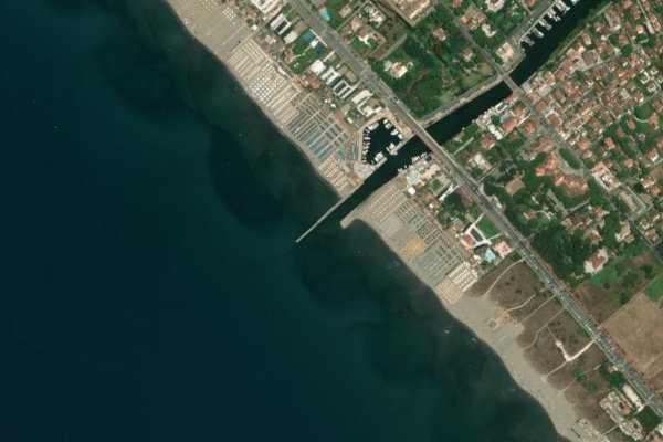 Imagen de satélite del entorno de Fiume Versilia