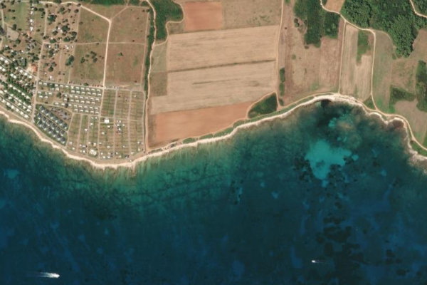 Imagen de satélite del entorno de Ližnjan