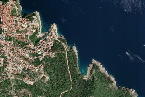 Imagen de satélite del entorno de Baćini Drmuni