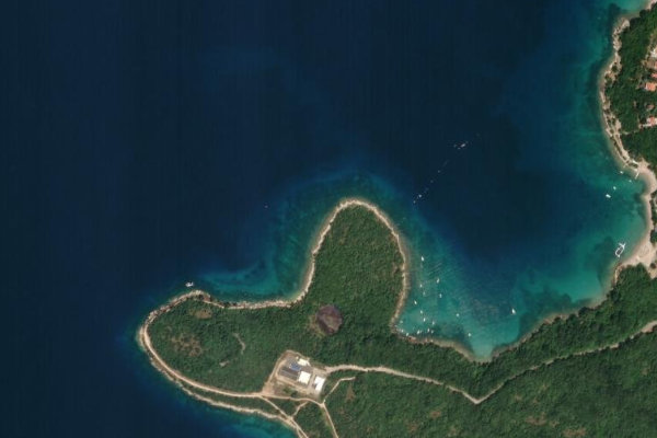 Imagen de satélite del entorno de Rosuje