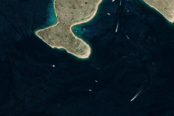 Imagen de satélite del entorno de Uvala Lojena