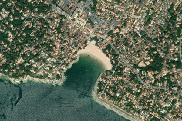 Imagen de satélite del entorno de Plage du Bureau