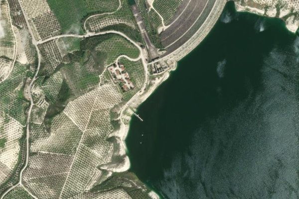 Imagen de satélite del entorno de Embalse de Vadomojón