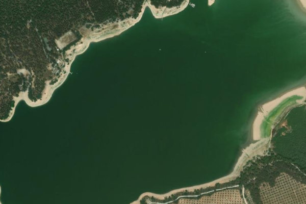 Imagen de satélite del entorno de Embalse de Cubillas
