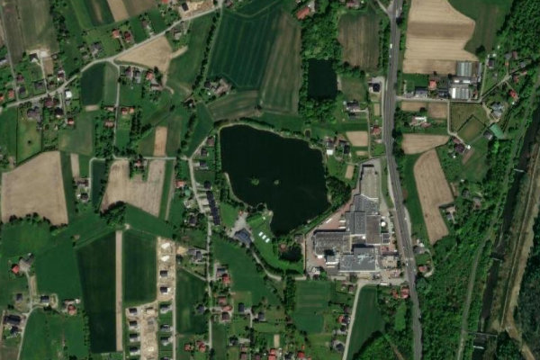 Imagen de satélite del entorno de Łowisko Ustroń