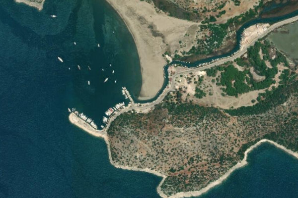 Imagen de satélite del entorno de Çayağzı Plajı