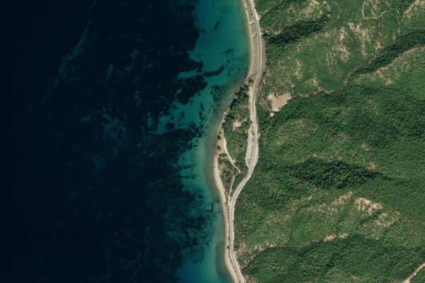 Imagen de satélite del entorno de Arı Burnu