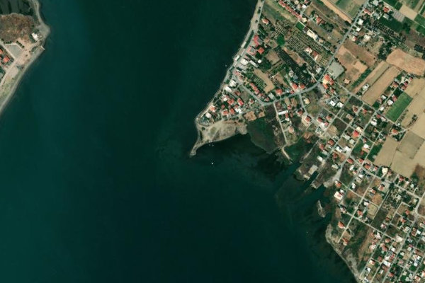 Imagen de satélite del entorno de Ákra Boúrtzi