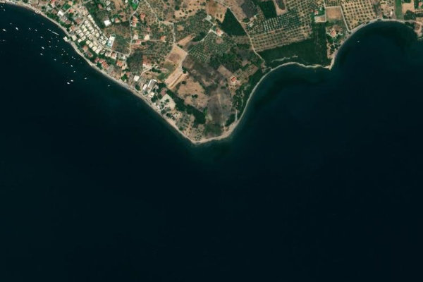 Imagen de satélite del entorno de Ákra Goúnari
