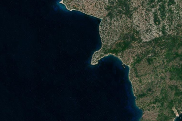 Imagen de satélite del entorno de Ákra Kalámi