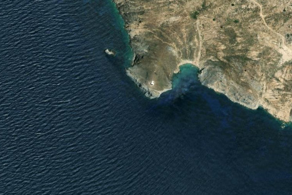 Imagen de satélite del entorno de Ákra Pápas