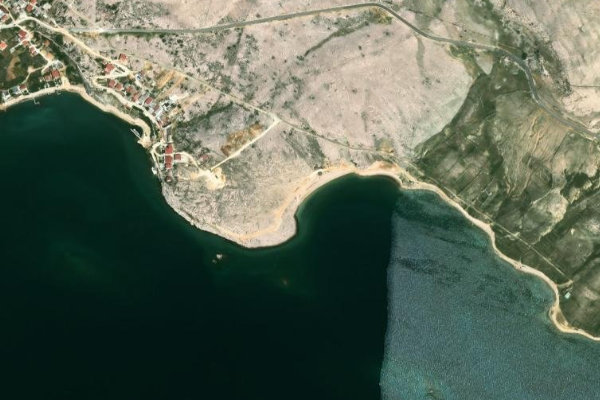 Image satellite des environs de Dražica