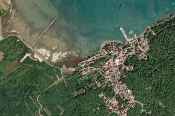 Image satellite des environs de Čižići