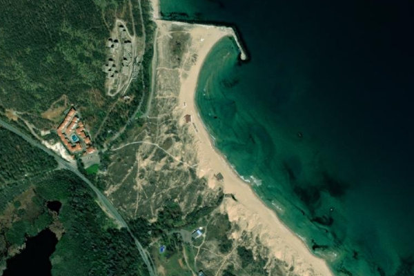 Image satellite des environs de Arkutino