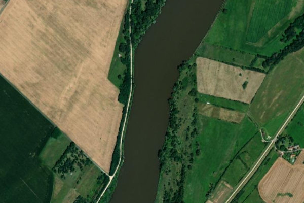 Image satellite des environs de la Loire (Tavers)