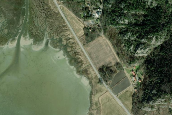 Image satellite des environs de Enerliden · côte