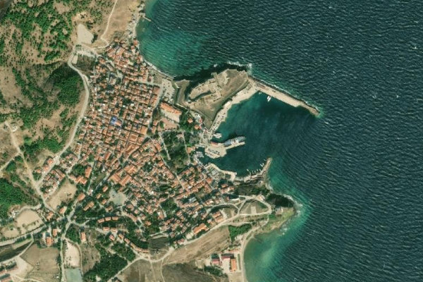 Image satellite des environs de Gestaş Bozcaada Feribot İskelesi