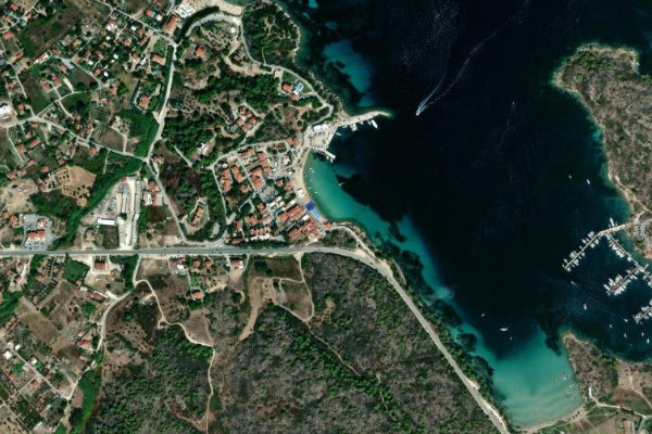 Image satellite des environs de Ormos Panagias
